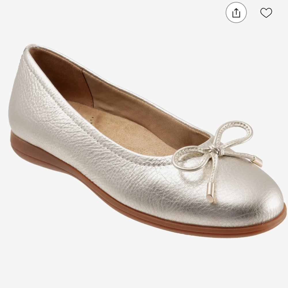 Nwot Trotters Dellis Ballet Flat In Champagne Leather Size Women's 11